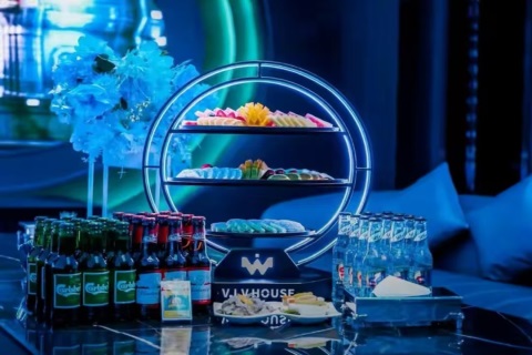 临沂奥斯卡酒吧招聘兼职-并肩作战攻克职场艰难险阻